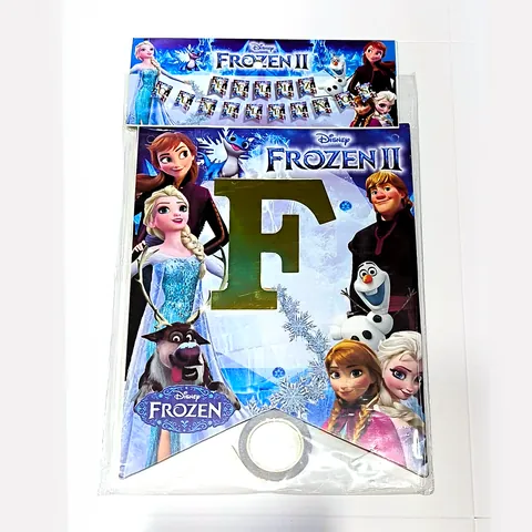 Banderín Feliz Cumpleaños Frozen II, en su empaque