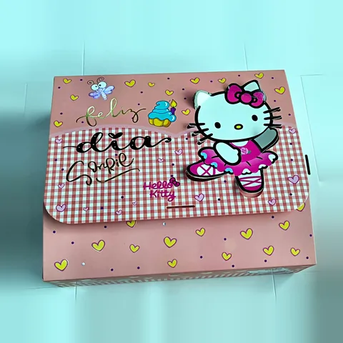 Caja Hello Kitty Feliz día